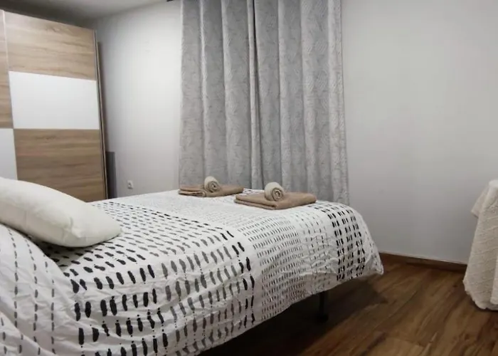 Acogedor Atico En Pleno Centro Apartmán